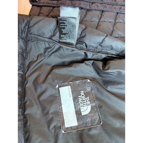 Youth Junior North Face Puffer Jacket Large 14/16 Black Thermoball - Picture 13 of 13